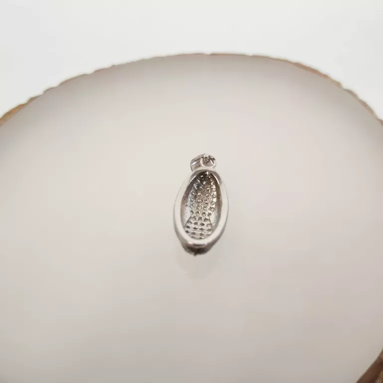 srebrna-zawieszka-z-cyrkoniami-210g-stan-11323-2