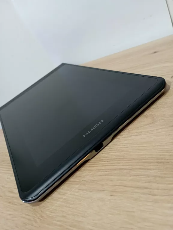 TABLET GRAFICZNY HUION KAMVAS PRO 12