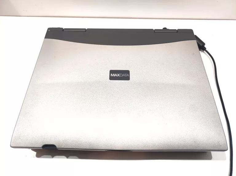 LAPTOP MAXDATA PRO 6000X