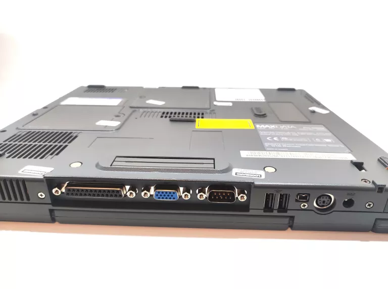 LAPTOP MAXDATA PRO 6000X
