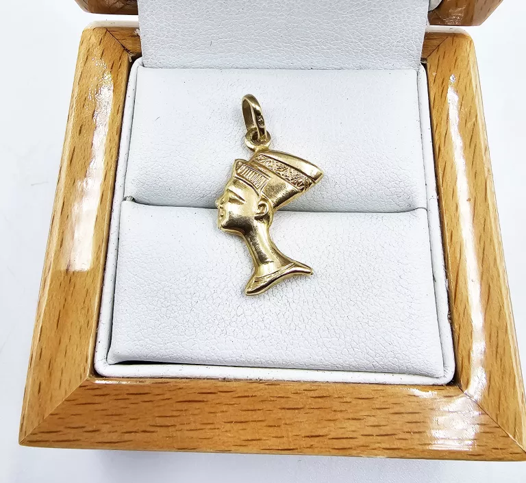 zlota-zawieszka-nefretete-159gr-p585-komandorska-147-wroclaw