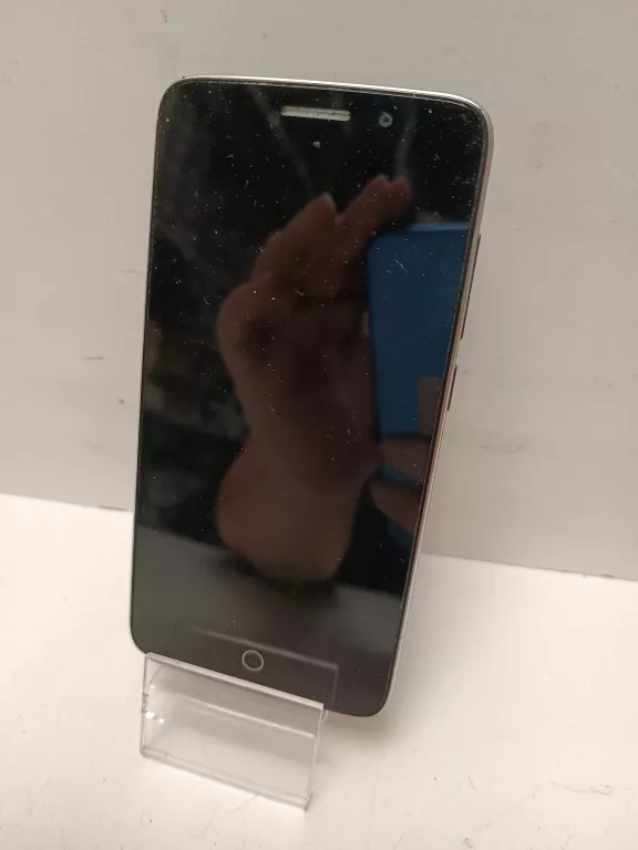 SMARTFON KRUGER&MATZ LIVE 3 2 GB / 16 GB