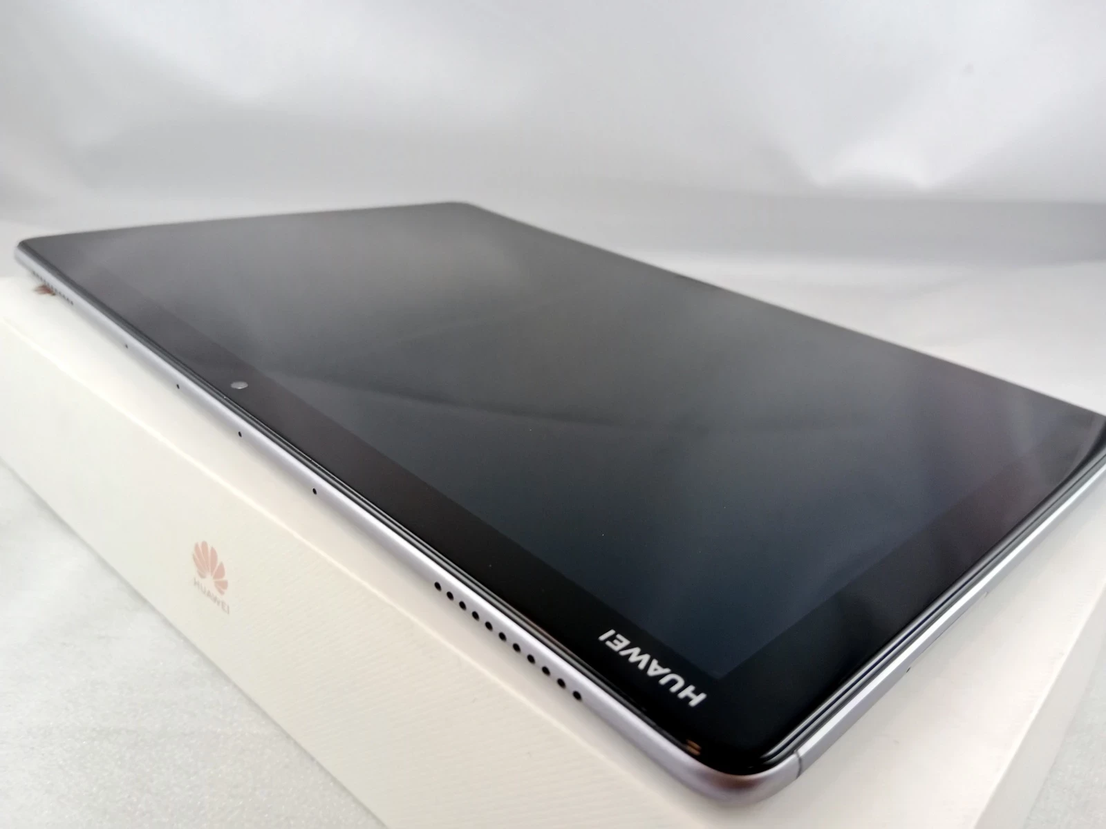 tablet-huawei-mediapad-m5-lite-10-101-464gb-lte-kolor-127448-3