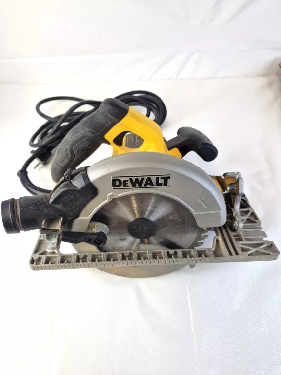 DWE576K PILARKA TARCZOWA DEWALT +WALIZKA