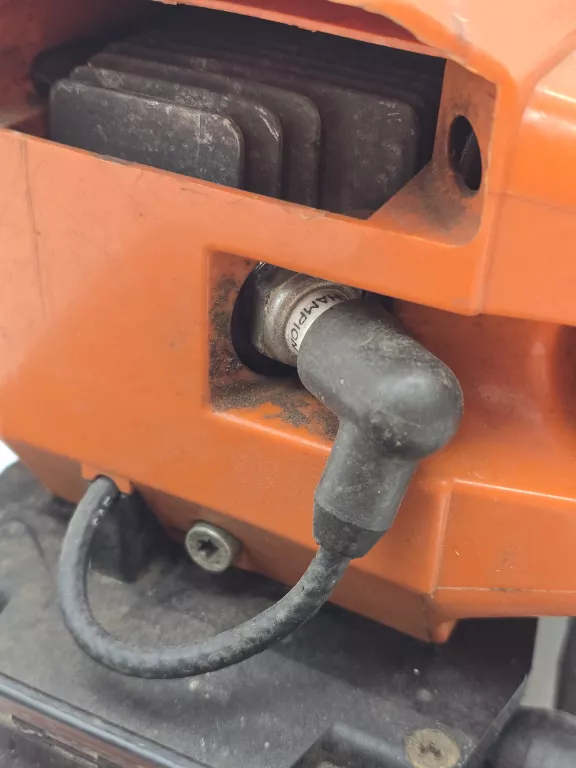 NOŻYCE SPALINOWE STIHL HS 80
