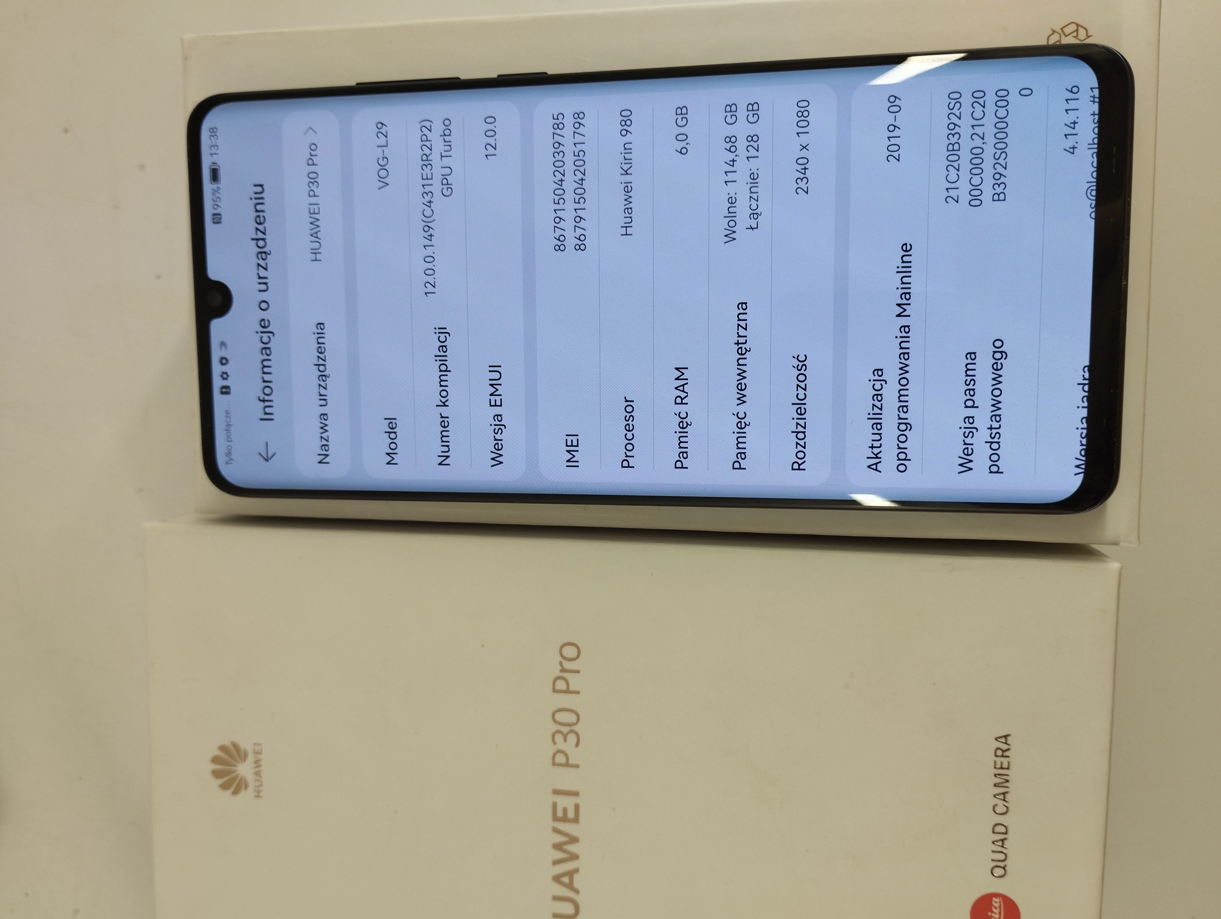 telefon-huawei-p30-pro-6128-przekatna-ekranu-647