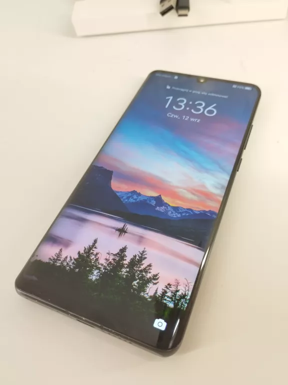 telefon-huawei-p30-pro-6128-ean-gtin-4537361825561