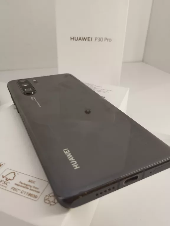telefon-huawei-p30-pro-6128-stan-11323-2