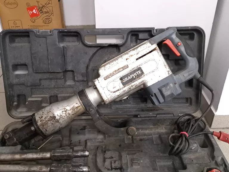 GRAPHITE MŁOT WYBURZENIOWY 1700W 45J 58G868