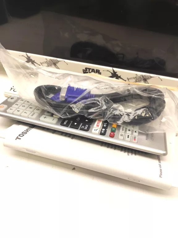 TV LED TOSHIBA 24SW763DG 24" STAR WARS