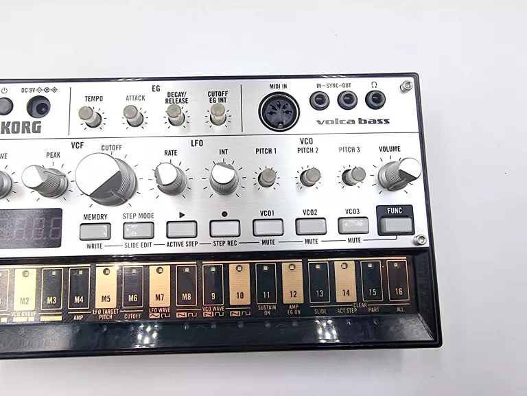 SYNTEZATOR KORG VOLCA-BASS SYNTEZATOR