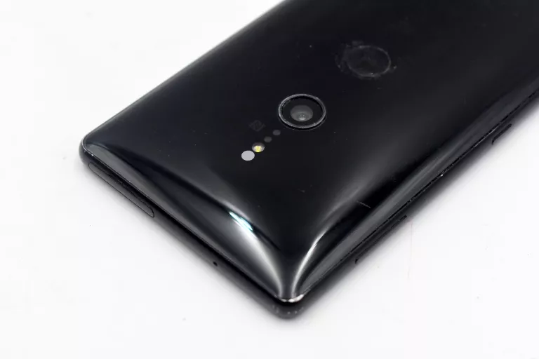 SMARTFON SONY XPERIA XZ2 ULTRA 4 GB / 64 GB 4G (LTE) CZARNY
