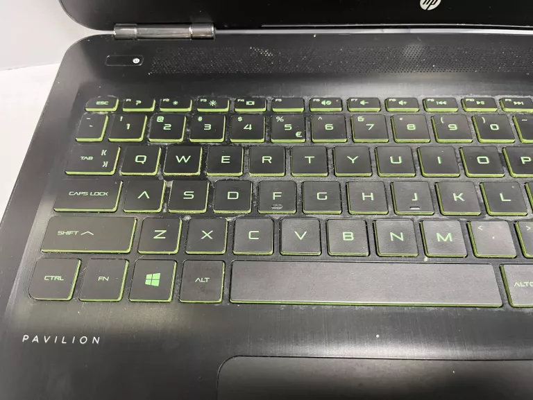 LAPTOP HP PAVILION 15-BC402NW