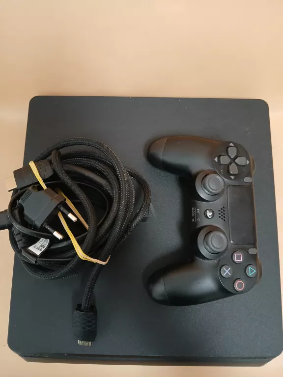 KONSOLA SONY PLAY STATION 4 500GB