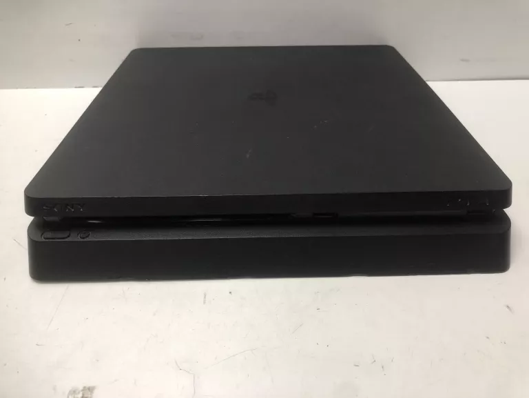 KONSOLA PS4 SLIM 500GB