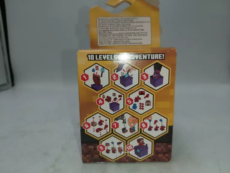 MINECRAFT TREASURE X FIGURKA CAVE & CLIFFS OVERWORLD 41675 COBI