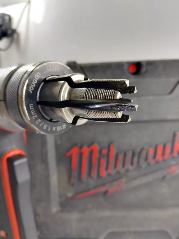 MILWAUKEE C12 PXP WALIZKA