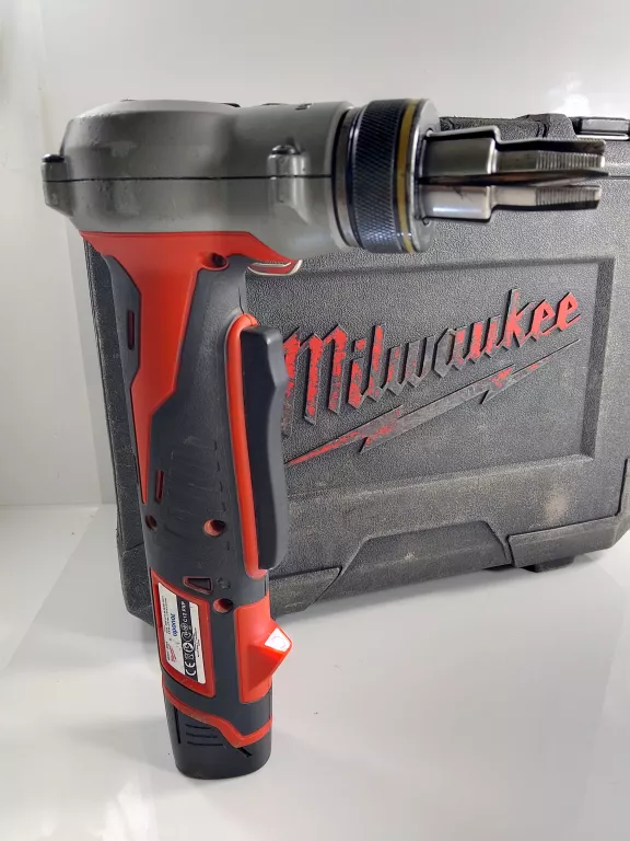 MILWAUKEE C12 PXP WALIZKA