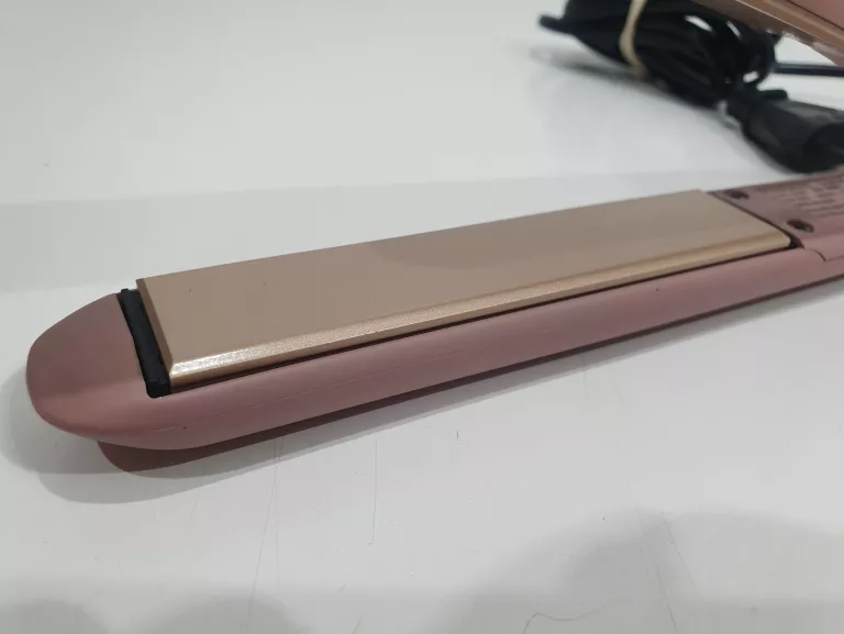 PROSTOWNICA REMINGTON COCONUT SMOOTH S5500