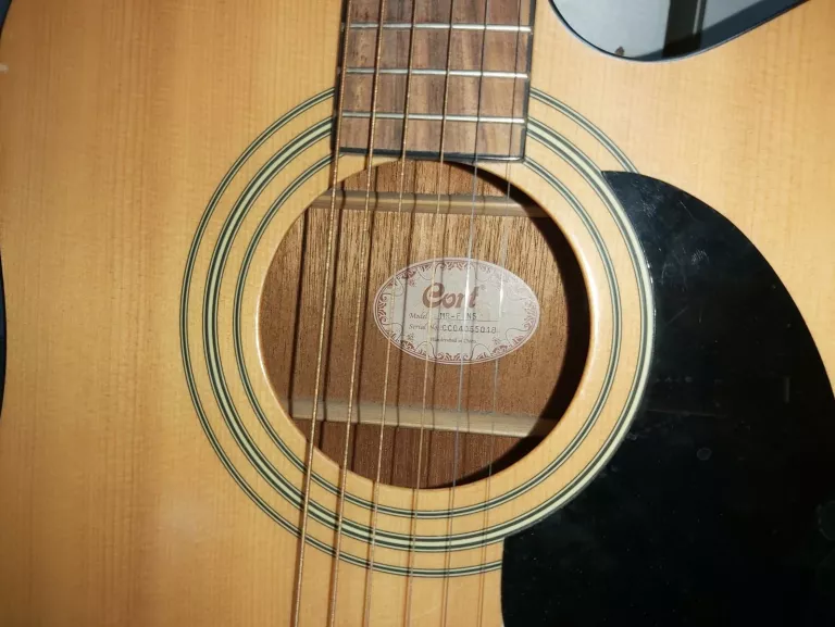 GITARA ELEKTROAKUSTYCZNA CORT MR-F NS W FUTERALE