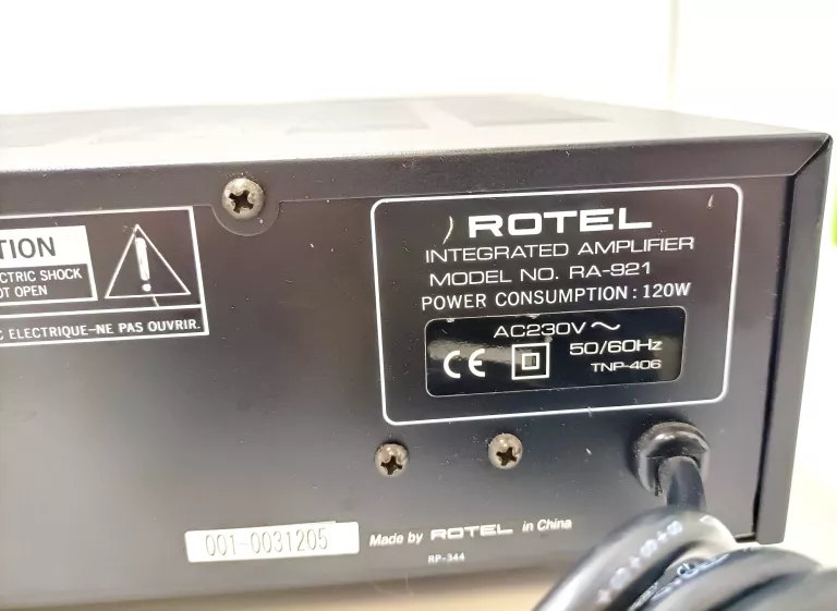 AMPLITUNER ROTEL RA921