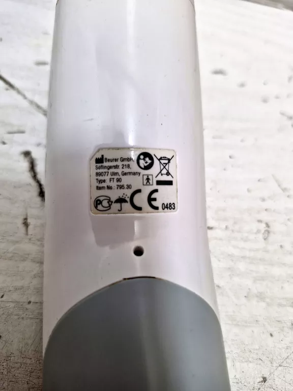 TERMOMETR BEURER BEZDOTYKOWY FT90 / PLASTIKOWE ETUI