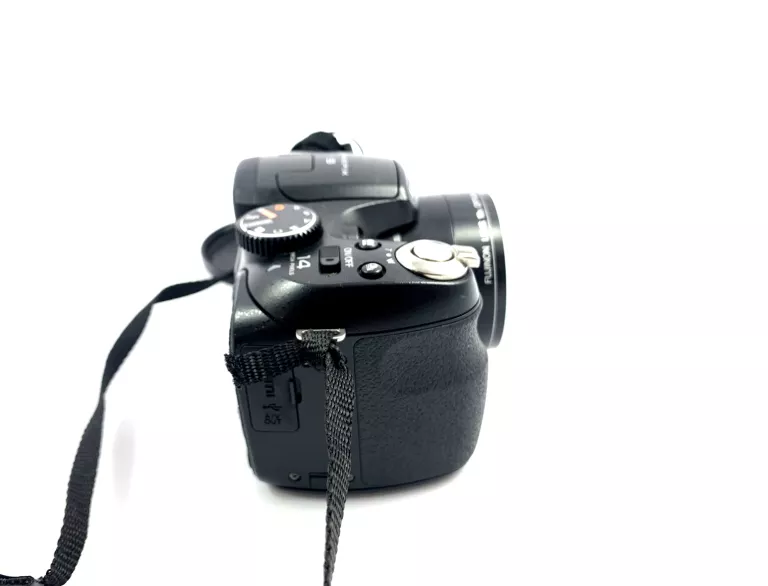 APARAT FUJIFILM FINEPIX S2950