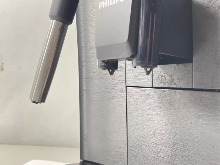 EKSPRES CIŚNIENIOWY AUTOMATYCZNY PHILIPS EP0824/00 1500 W / 15 BAR