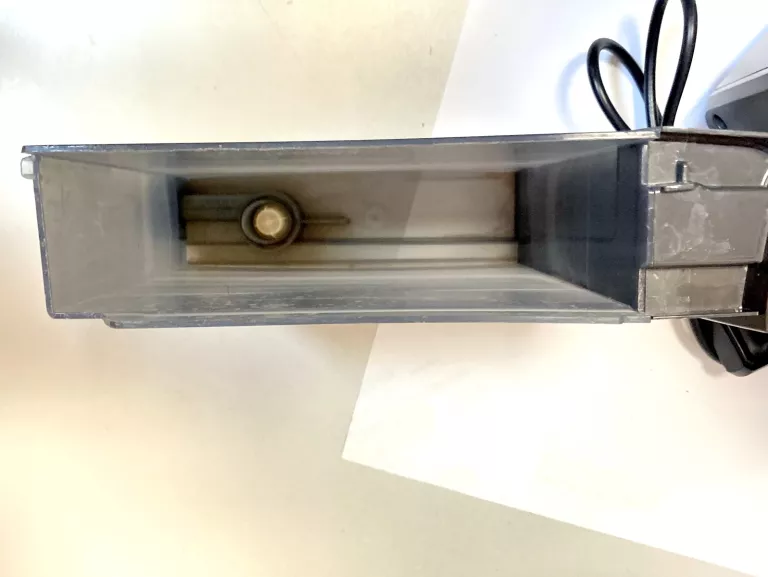 EKSPRES CIŚNIENIOWY AUTOMATYCZNY PHILIPS EP0824/00 1500 W / 15 BAR