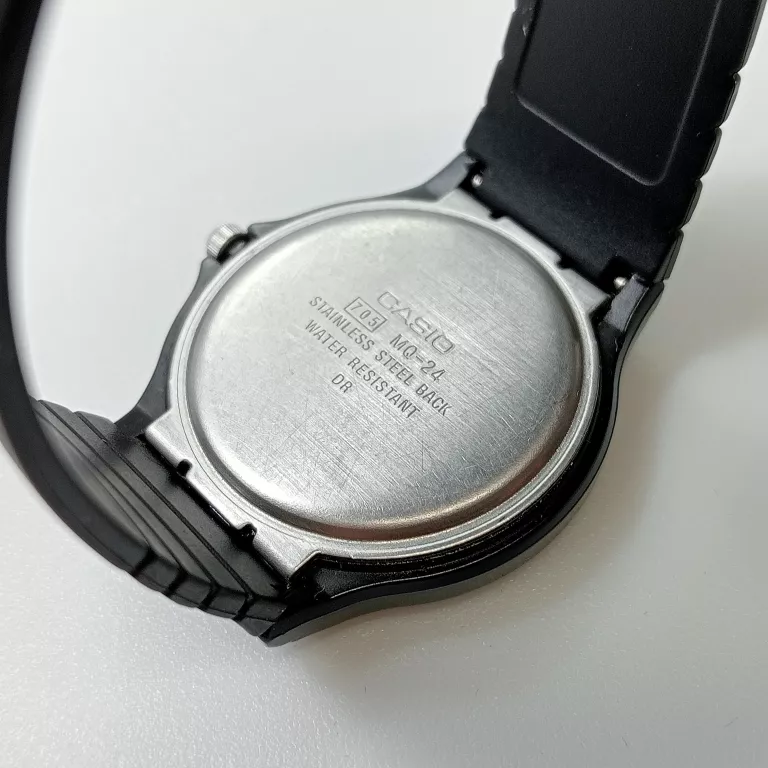 zegarek-casio-705-material-paska-129219-10