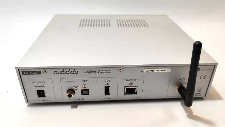 WZMACNIACZ AUDIOLAB M-PWR + ODTWARZACZ AUDIOLAB M-NET - KOMPLET/ ZADBANY