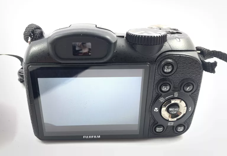 APARAT FUJIFILM FINEPIX S2950