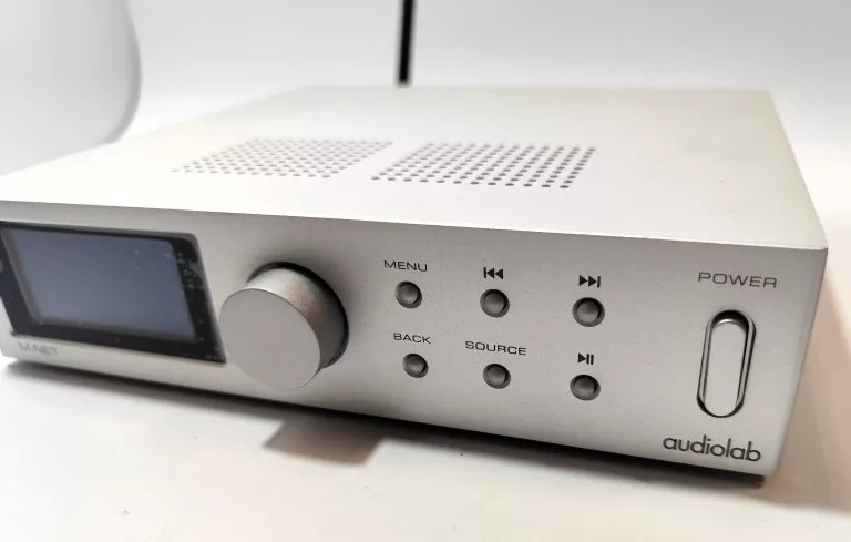 WZMACNIACZ AUDIOLAB M-PWR + ODTWARZACZ AUDIOLAB M-NET - KOMPLET/ ZADBANY