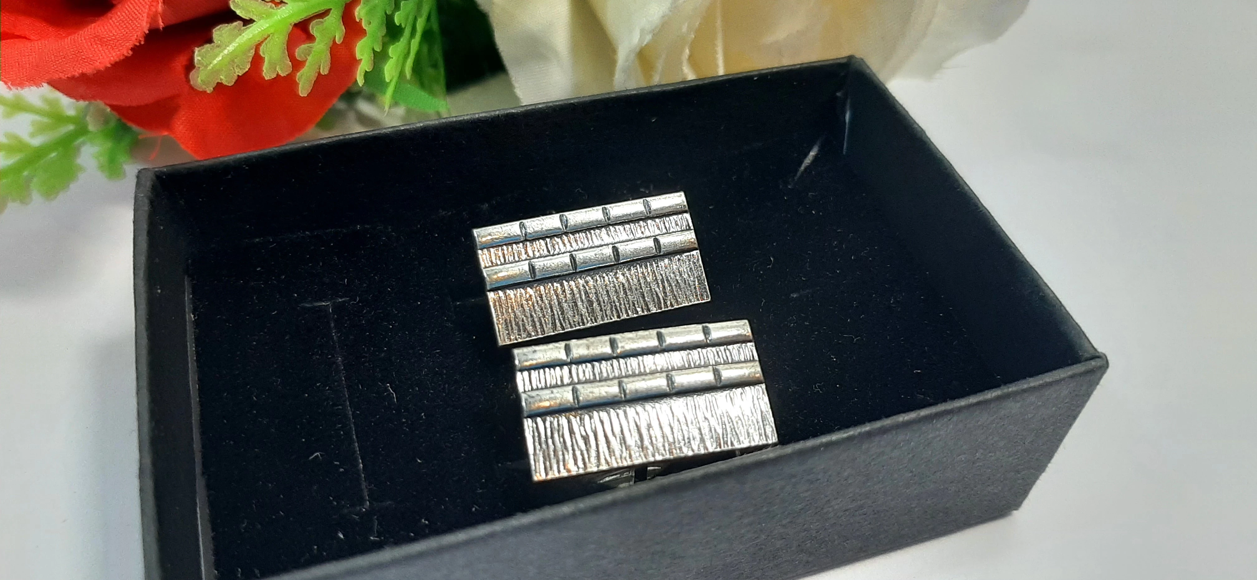 srebrne-spinki-do-mankietow-1109g-925-armii-krajowej-1a-goldap