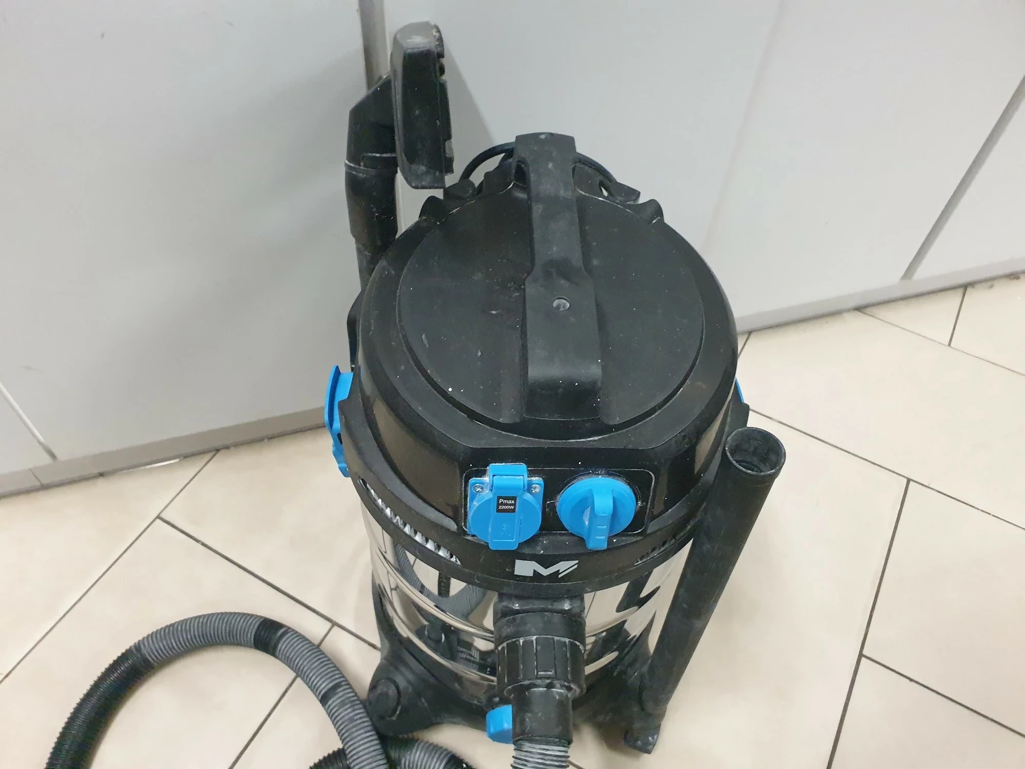 odkurzacz-przemyslowy-macallister-mewvp30l-1400-maksymalna-moc-140000