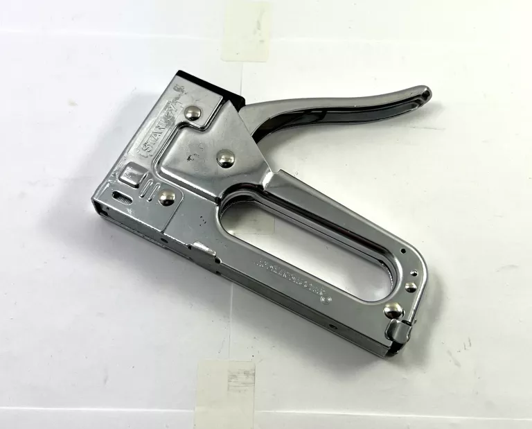 ZSZYWACZ TAPICERSKI RĘCZNY STANLEY MODEL TR45