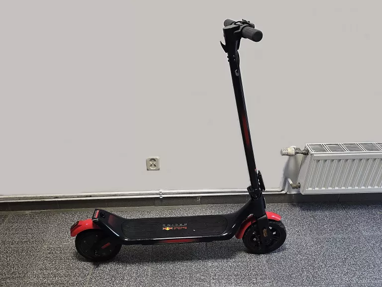 HULAJNOGA ELEKTRYCZNA RED BULL RACING RB-2RTEEN10-78 350W