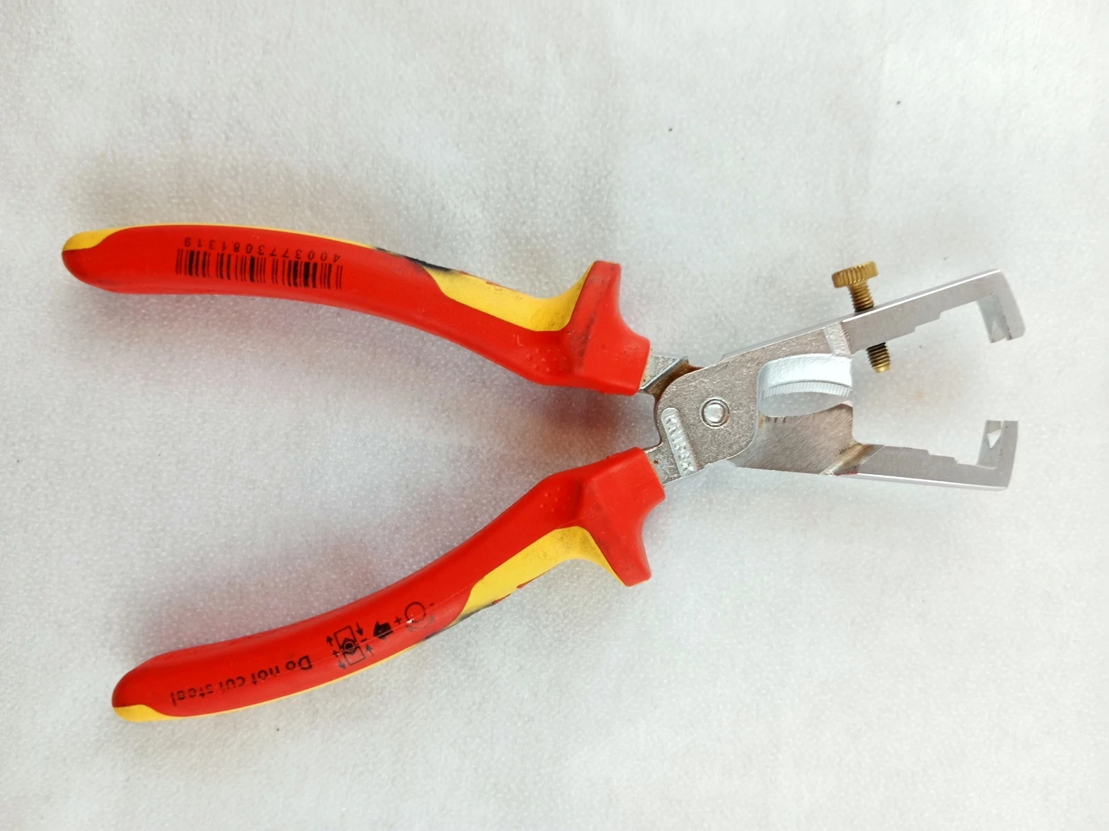 szczypce-do-sciagania-izolacji-knipex-al-niepodleglosci-63u-monki