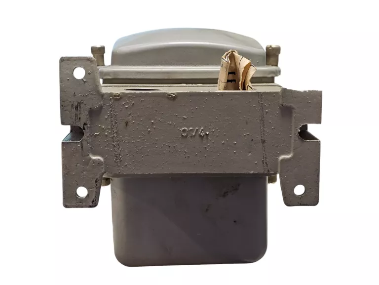 WLĄCZNIK OLEJOWY MOL 28 380V ZAKRES 2-15A MOL28
