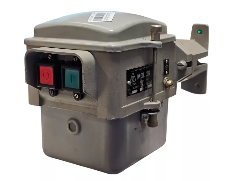wlacznik-olejowy-mol-28-380v-zakres-2-15a-mol28-nie-dziala-opis-kod-producenta-mo28380v-52a-86a