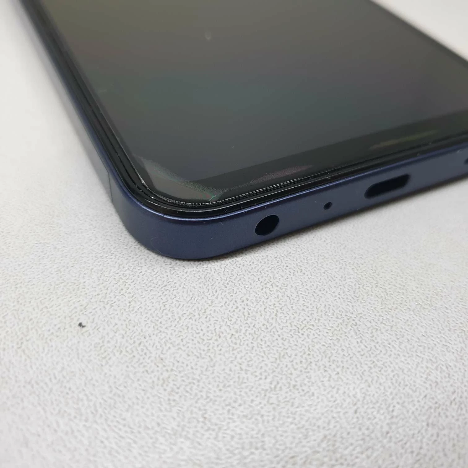 telefon-samsung-galaxy-a25-5g-komplet-przekatna-ekranu-650