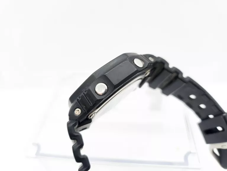 ZEGAREK CASIO G SHOCK GA-2100