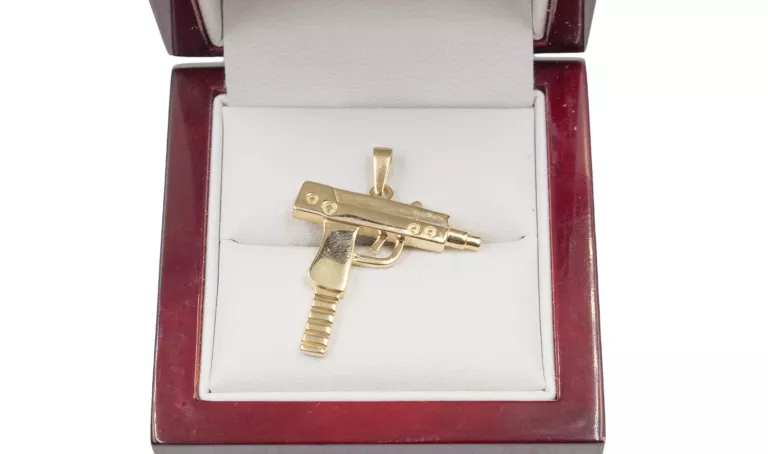 ZŁOTA ZAWIESZKA UZI Z29 P585 W3,13G DŁ3,2CM