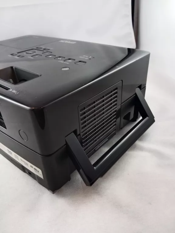 PROJEKTOR EPSON EH-DM3