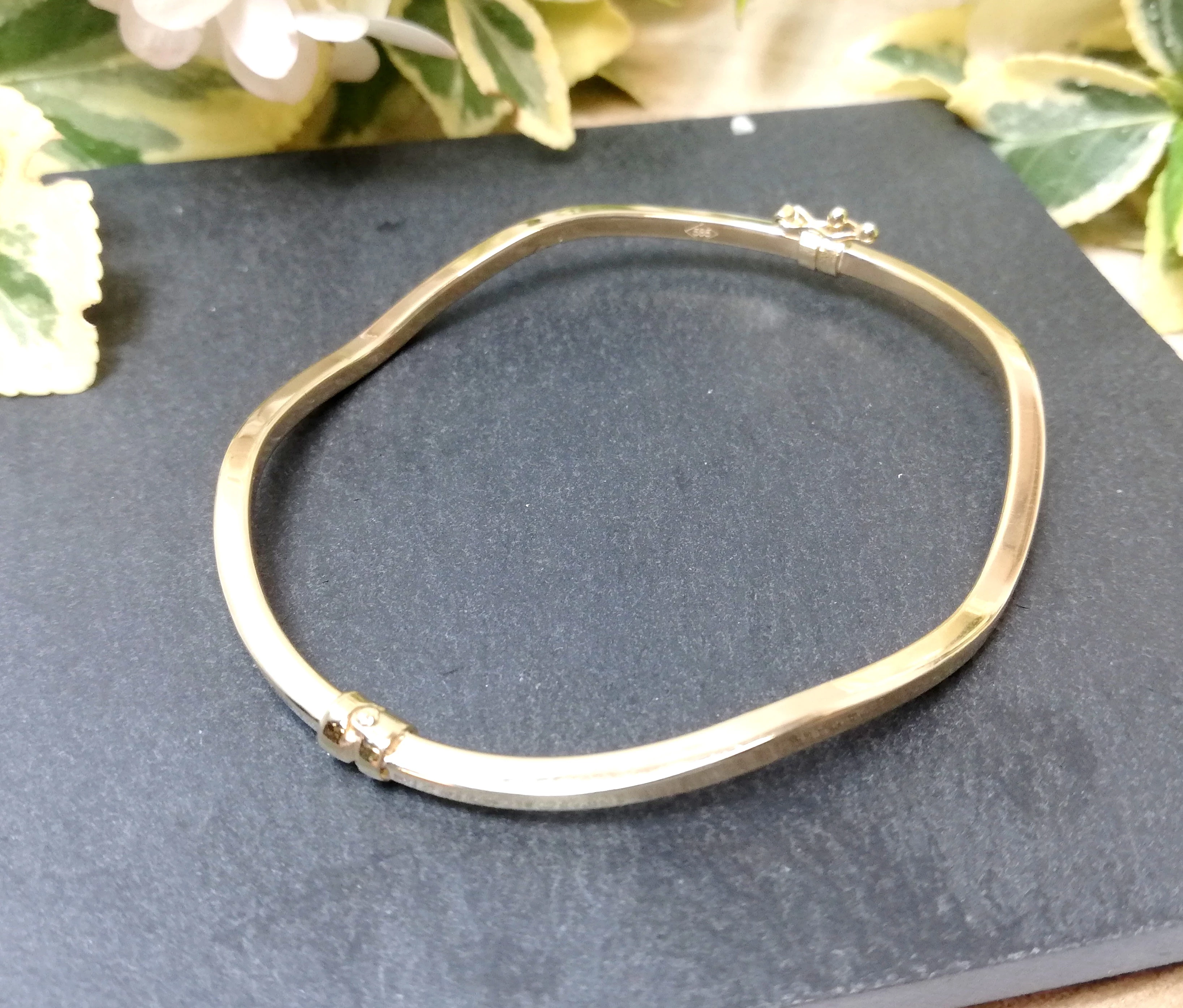 zlota-bransoletka-sztywna-fala-425gr-585-5565cm-sr-stan-11323-238058