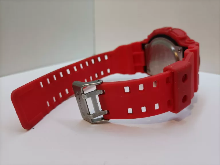 ZEGAREK - CASIO G-SHOCK GA-100 (CZERWONY)