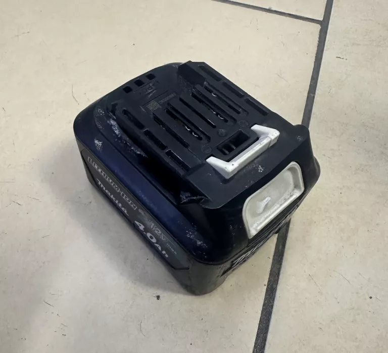 ZESTAW MAKITA DF331DSMJ WIERTARKO-WKRĘTARKA + LASER KRZYŻOWY/AKU/WALIZKA