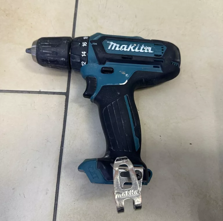 ZESTAW MAKITA DF331DSMJ WIERTARKO-WKRĘTARKA + LASER KRZYŻOWY/AKU/WALIZKA