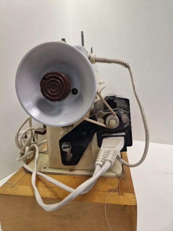 maszyna-do-szycia-czajka-142-m-kod-producenta-czajka-142-m