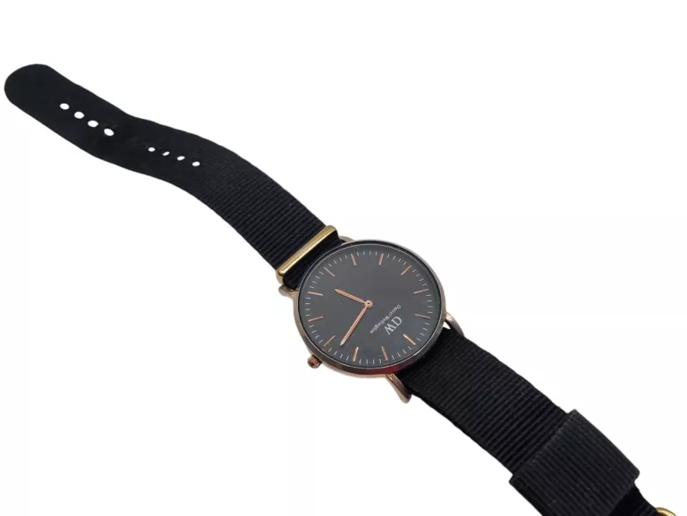 KLASYCZNY ZEGAREK MĘSKI DANIEL WELLINGTON CLASSIC BATERIA DO WYMIANY